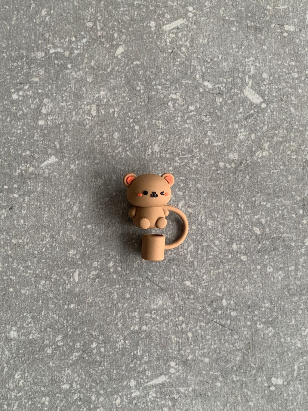 Tapapajilla Oso