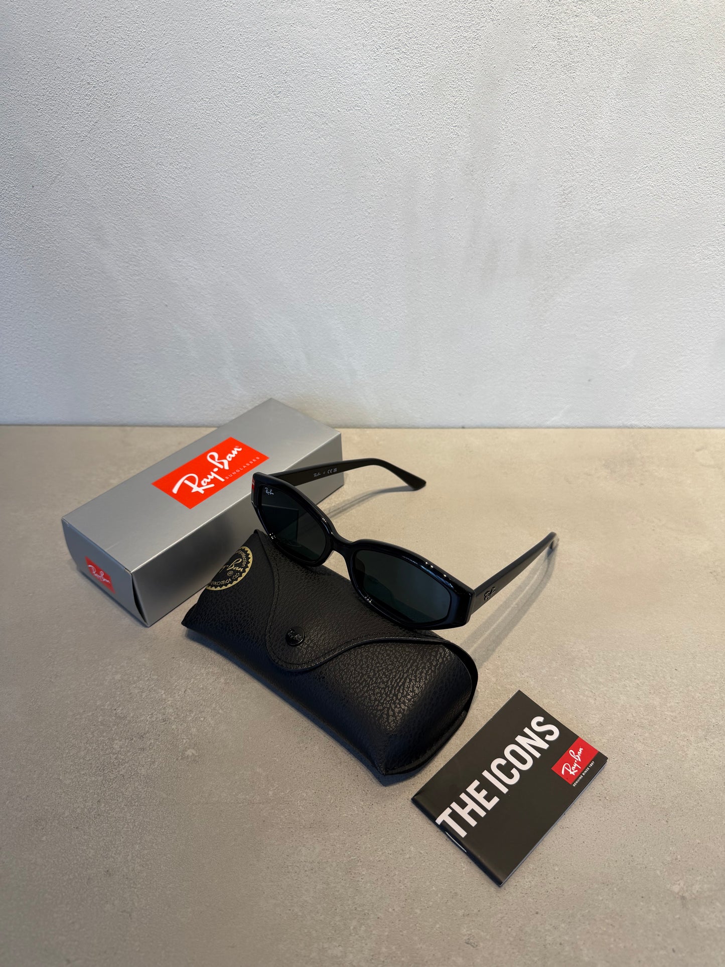 RAYBAN Dark Grey Polished Black - 7160