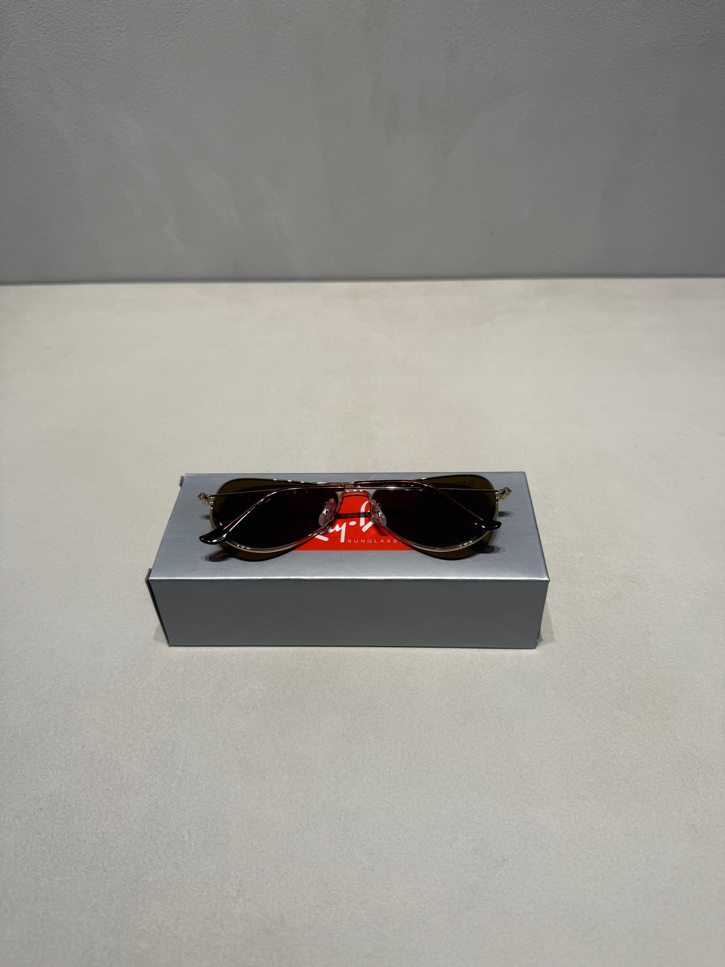 Aviador Arista Brown