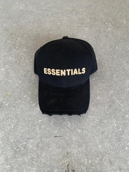 Gorra ESSENTIALS - Negra