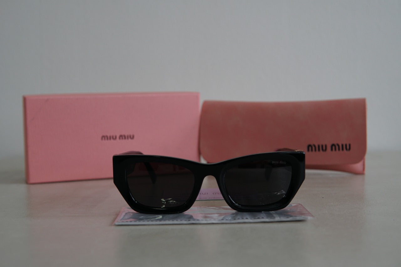 Lentes de Sol Miu Miu SMU09W