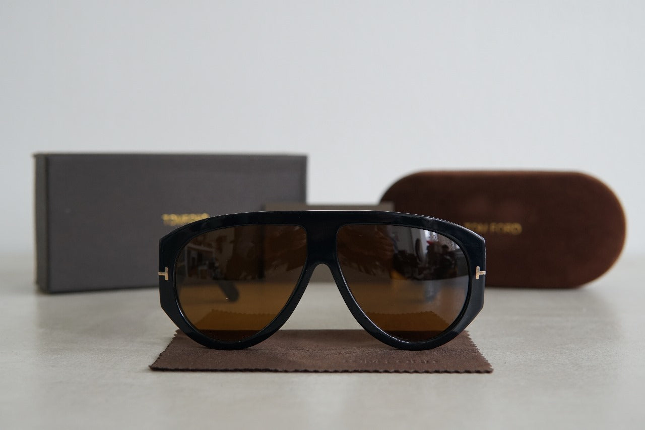 Lentes Oscuros Tom Ford BRONSON FT1044 01E