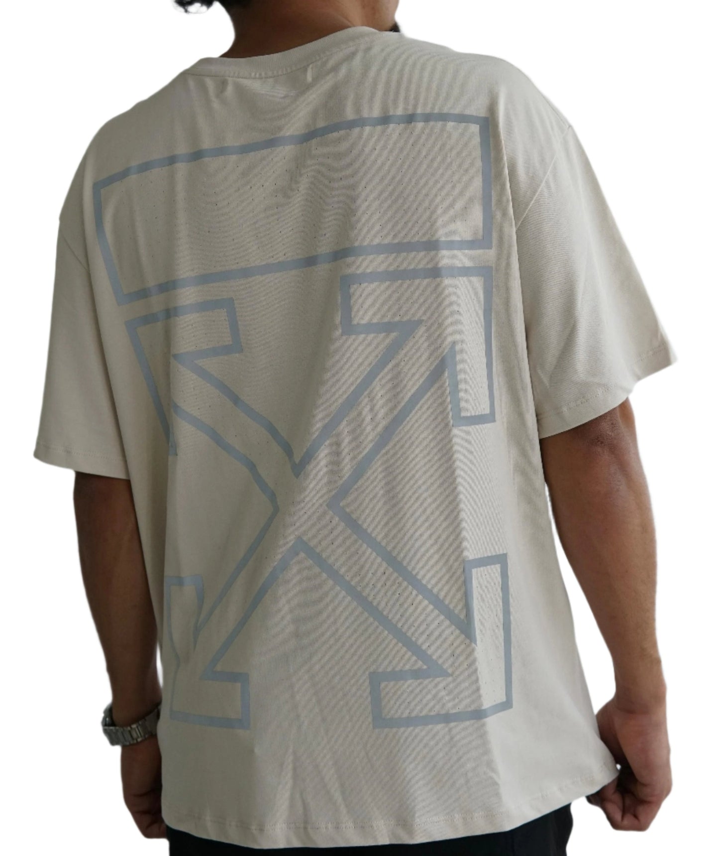 Camiseta Off White Color Beige Con Logo Reflectivo