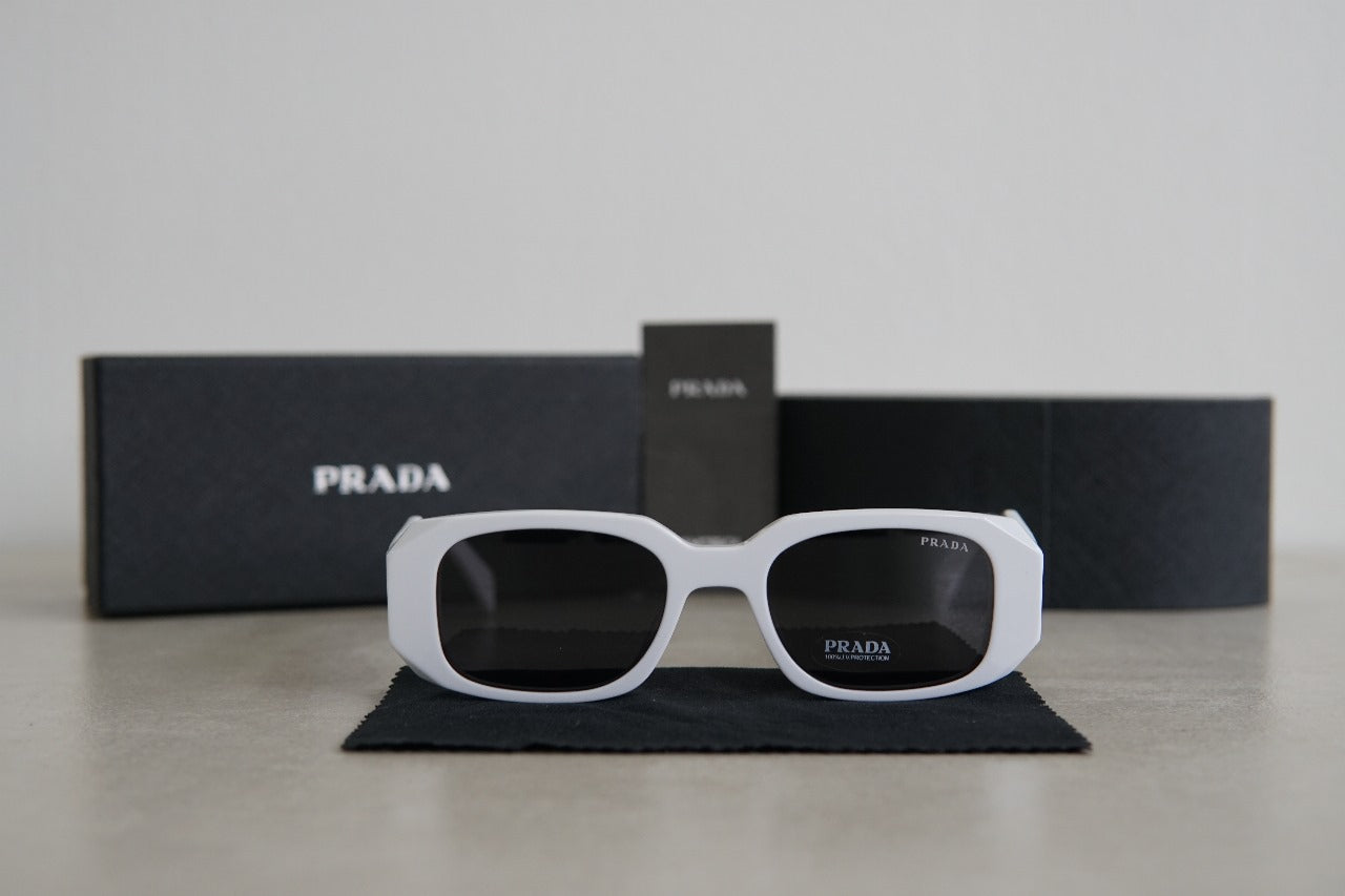 Lentes Oscuros Prada Milano SPR17W Square Shape