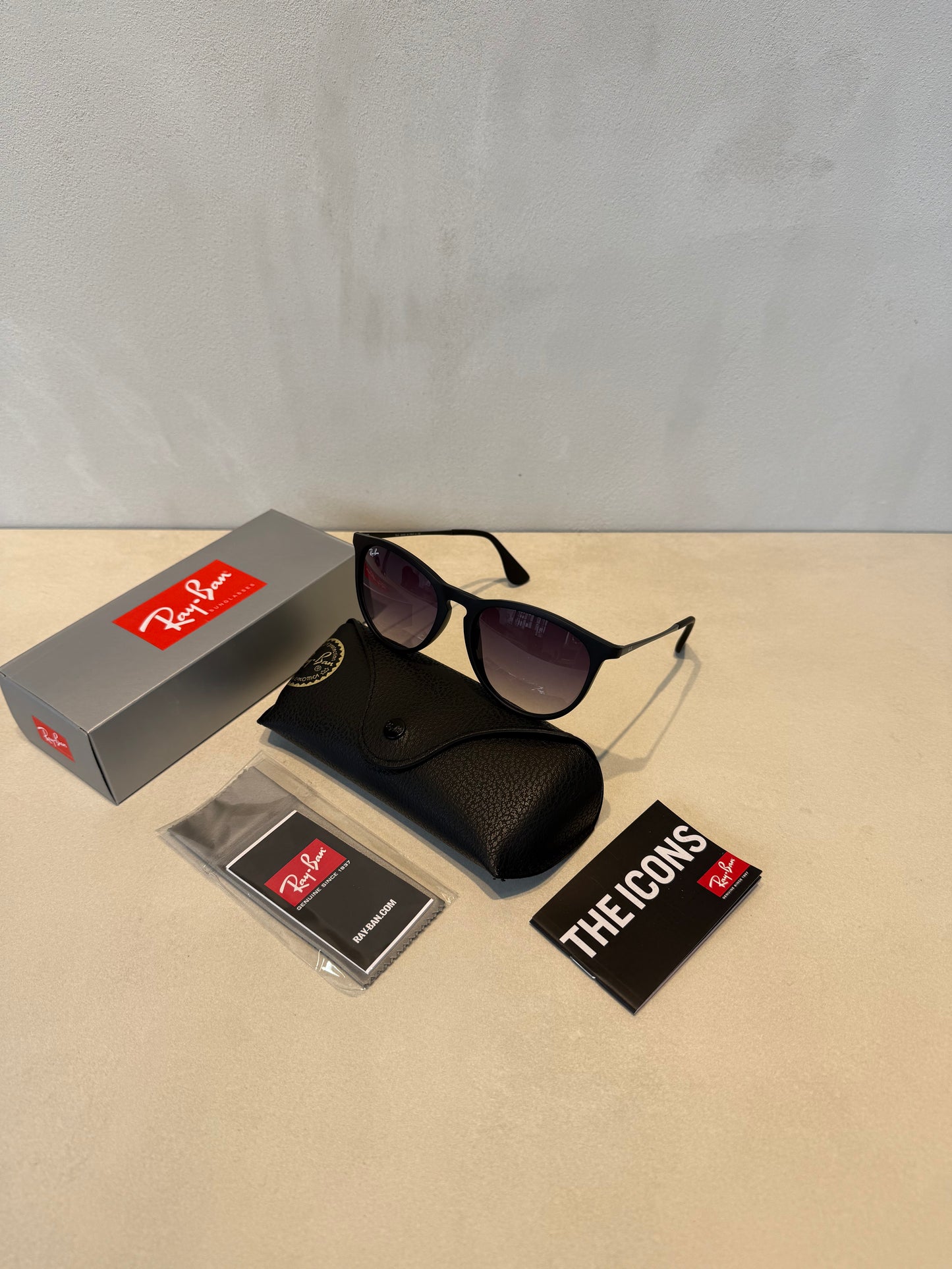 Ericka Gradient Grey