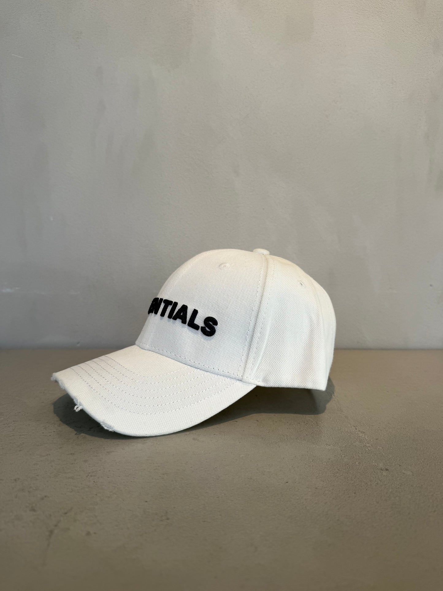 Gorra ESSENTIALS DUPE - Blanca - 7131