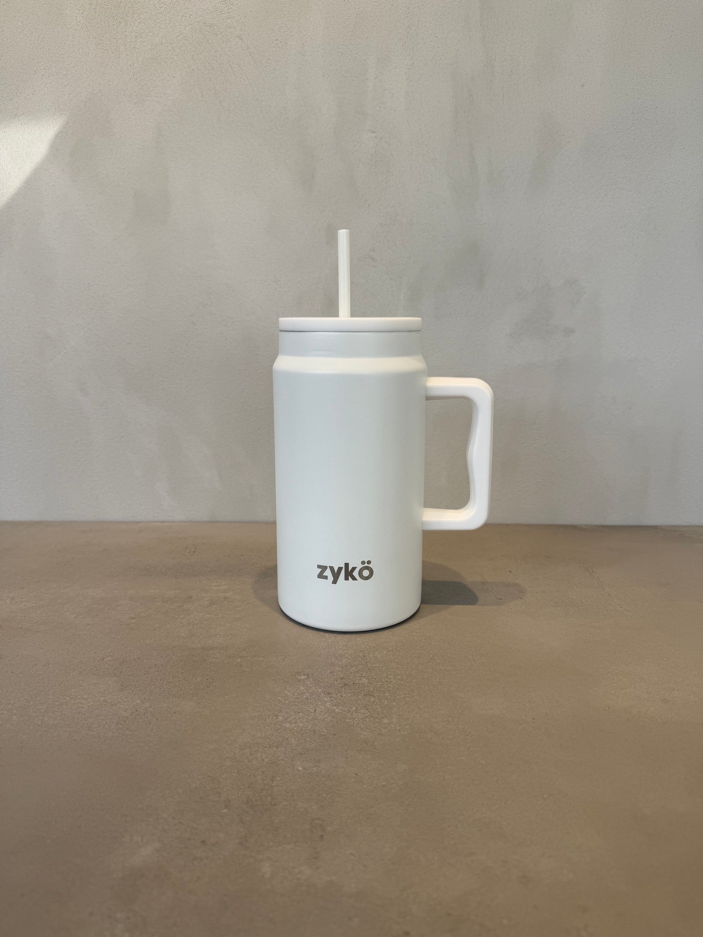 Zyko 50oz Blanco