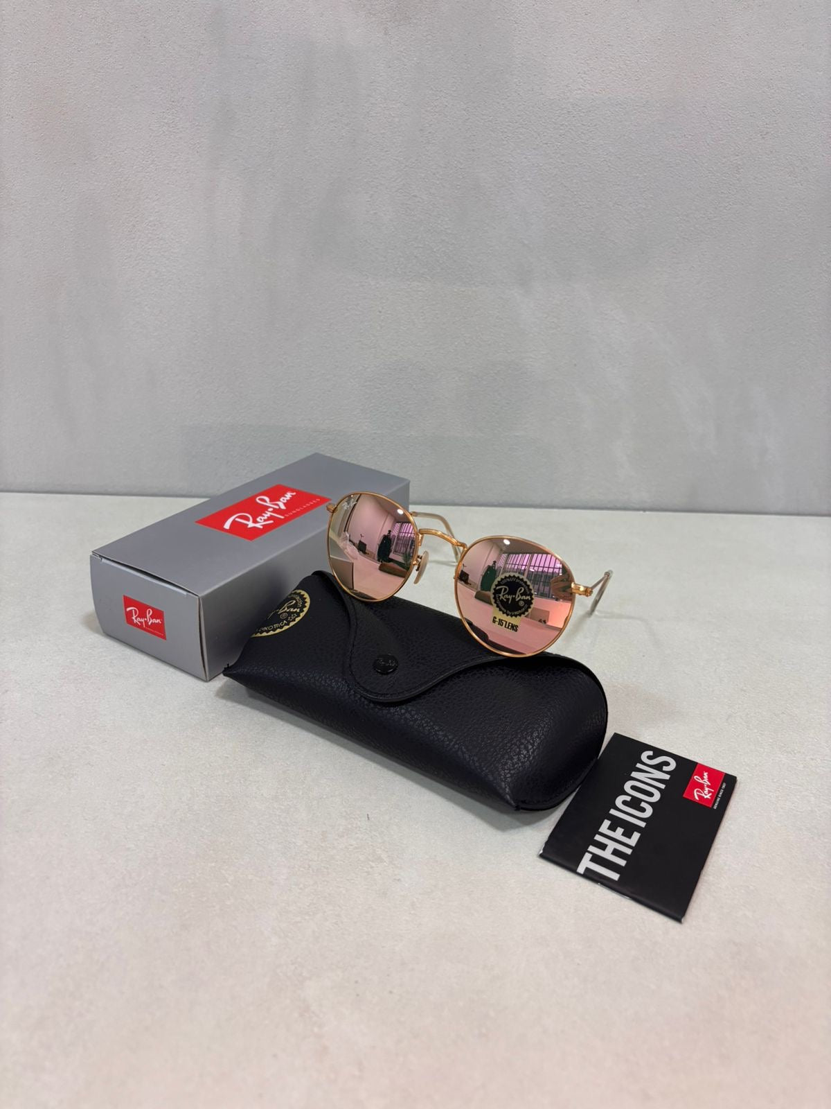 Round Metal Mirror Pink