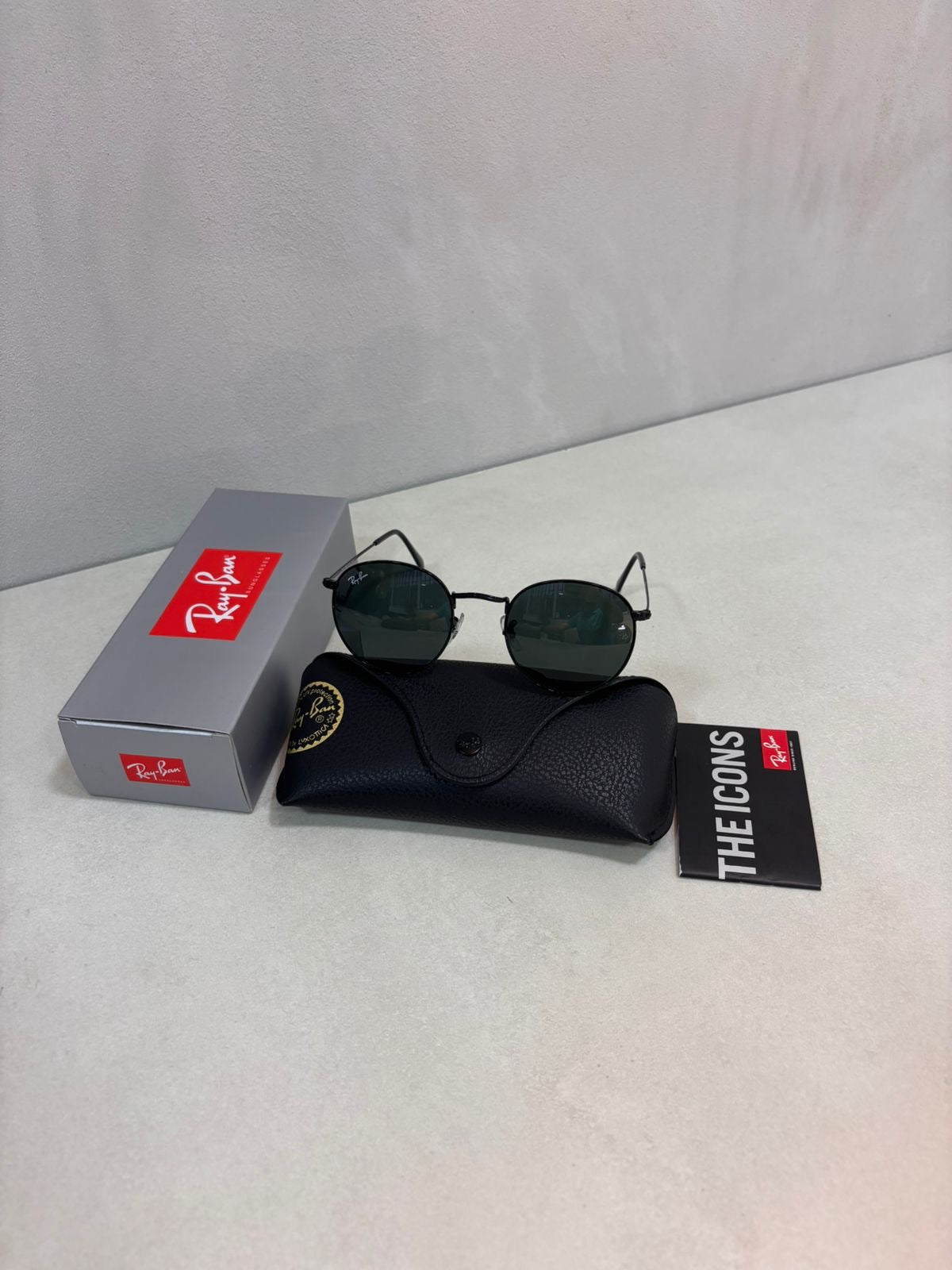 Round Metal Black Arista Green