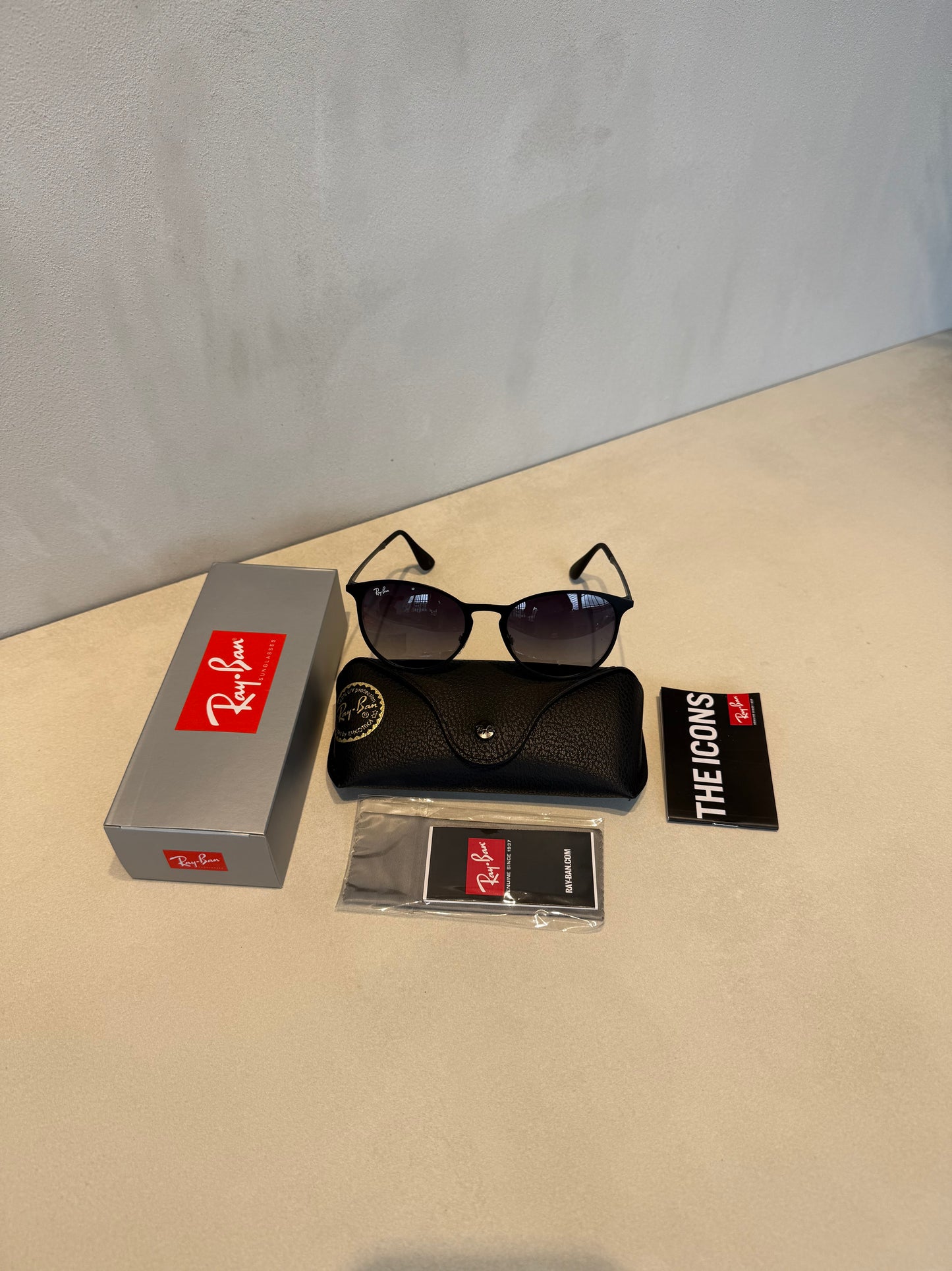 Ericka Metal Gradient Grey