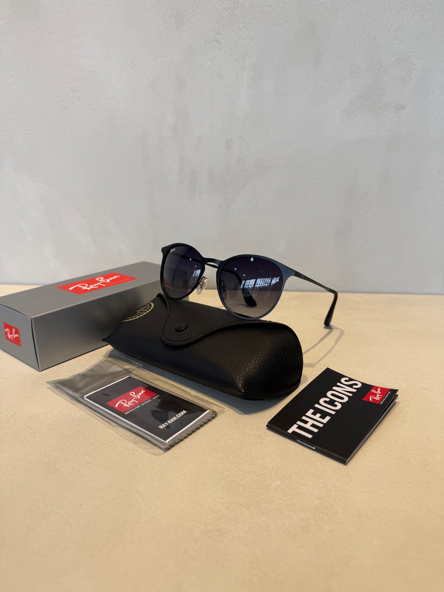 Ericka Metal Gradient Grey