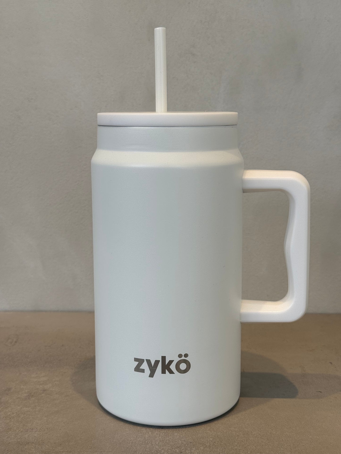 Zyko 50oz Blanco
