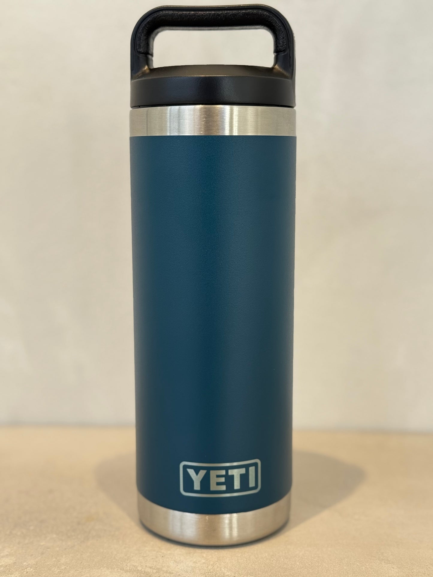 Yeti 18oz - Azul