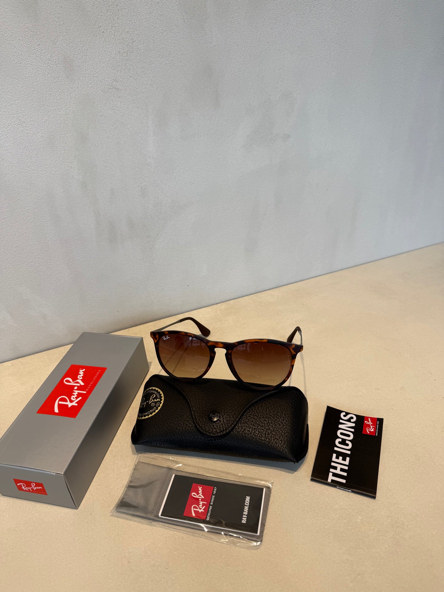 Ericka Tortoise Gradient Brown