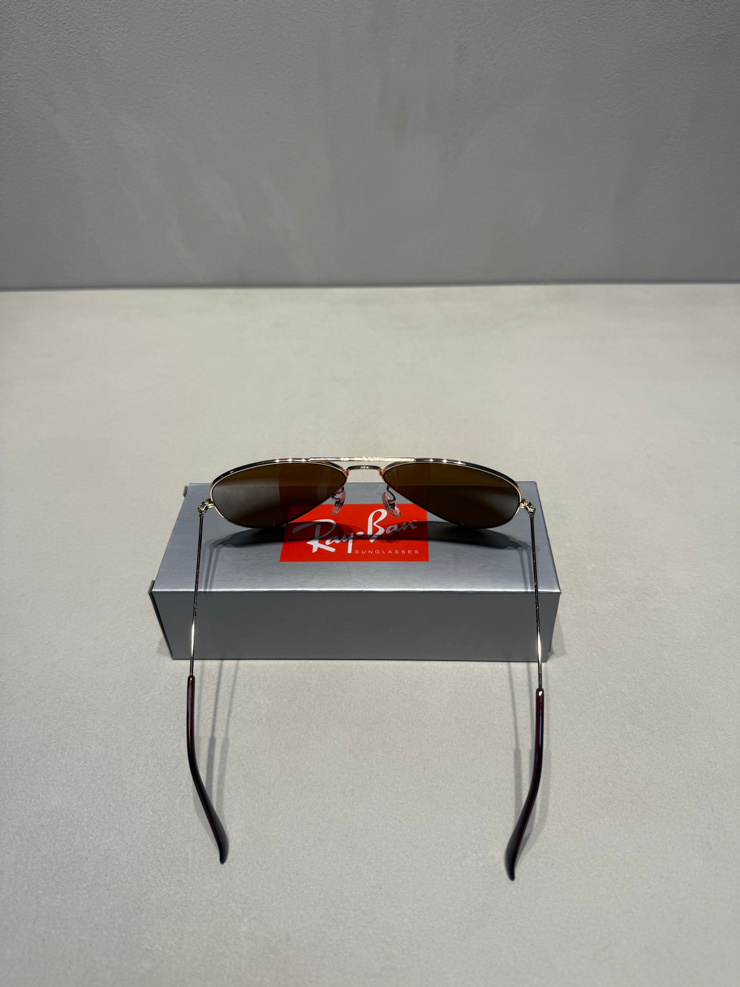 Aviador Arista Brown