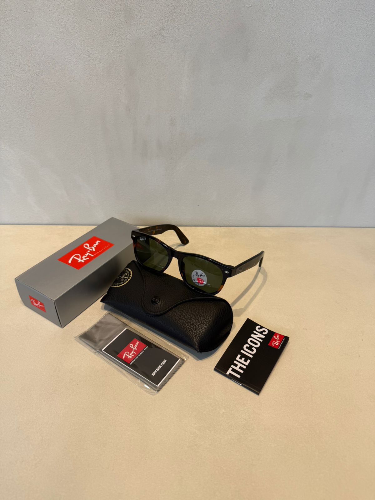 Wayfarer Tortoise Polarized Green